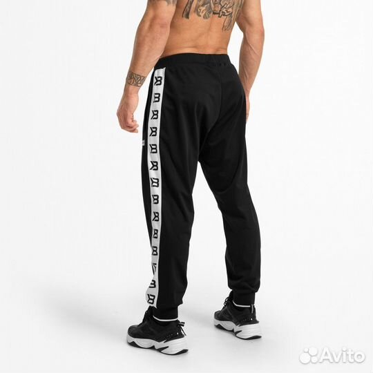 Пошив одежды оптом и фуллфилмент