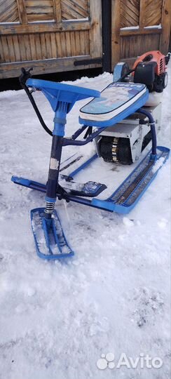 Детский снегокат с мотором