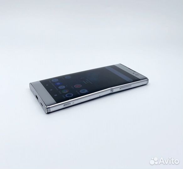 Sony Xperia XA2 Dual, 3/32 ГБ