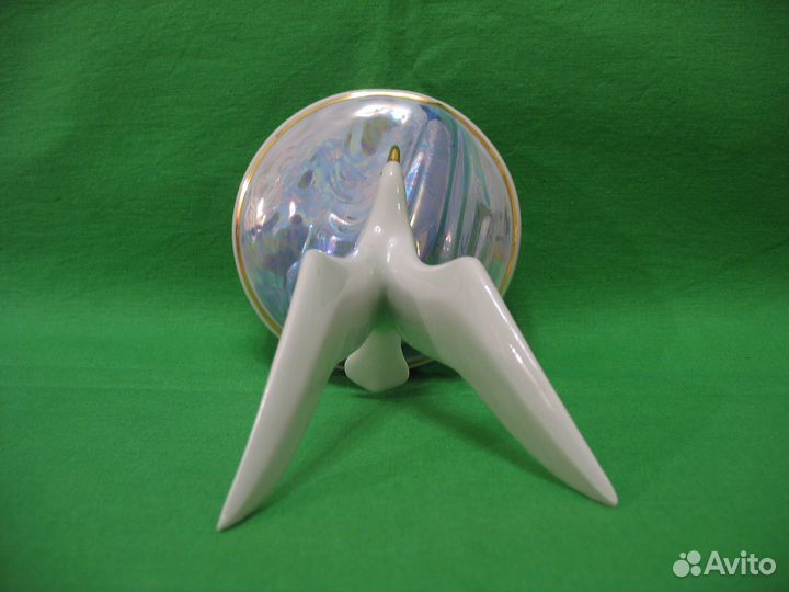 Фарфоровая статуэтка Чайка з-д Чайка