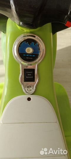 Детский электромобиль