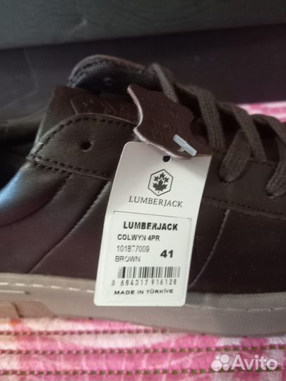 Мужские кожаные кроссовки новые