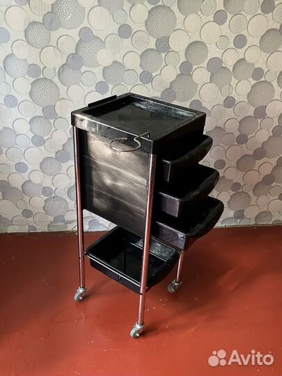 Тележка парикмахерская, торг