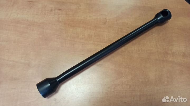 Ключ балонный для JCB 825/99928