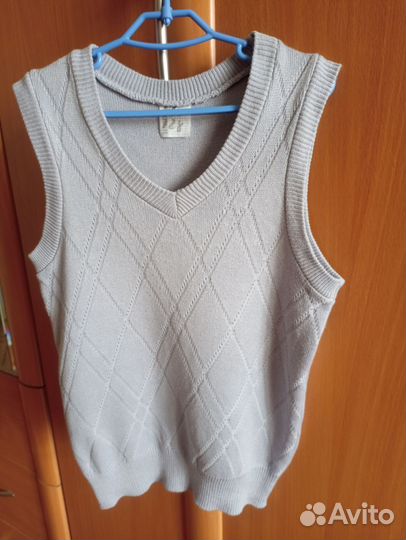 Жилет школьный для мальчика 128 рост