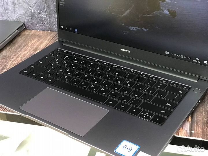 Huawei Matebook D14 i5-10210U/512gb