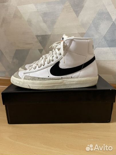 Nike blazer mid 77 vintage white