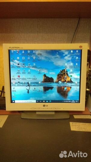 Монитор LG Flatron