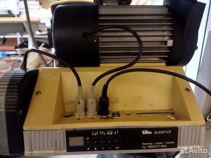 Сервопривод Efka Vario DC для швейной машины