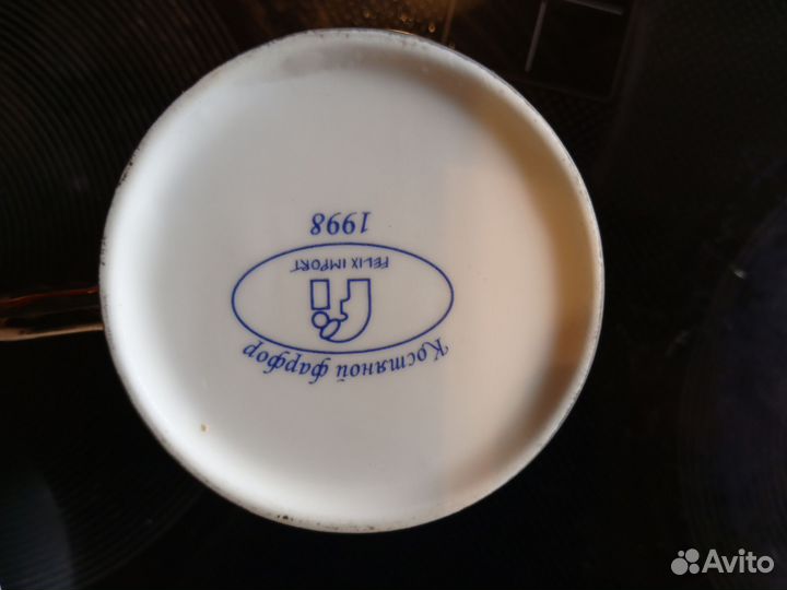 Кофейная чашка.Тарелочки костяной фарфор Италия