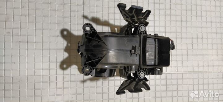 Корпус отопителя задний Mercedes W164