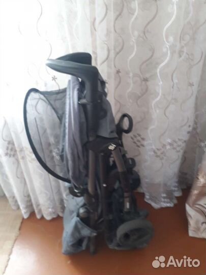 Прогулочная коляска трость peg perego