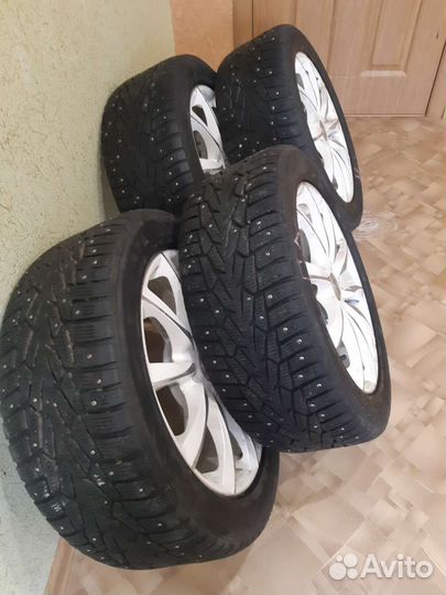 R17 Nokian Tyres Hakkapeliitta 7 225/50, PCD 5x105 DIA 56.6