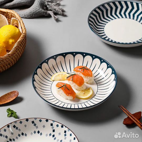 Набор тарелок 4 шт с геометрическим рисунком