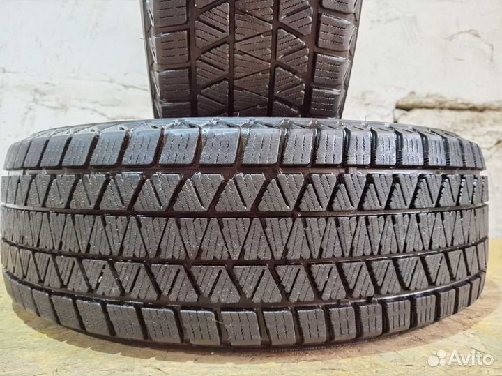 Bridgestone Blizzak DM-V3 225/65 R17 102Q