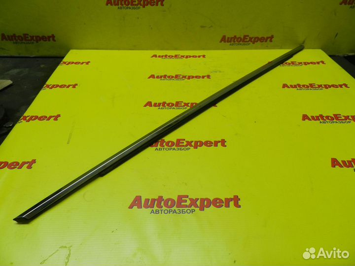 Бархотка передняя правая Lexus IS250 2013-2020