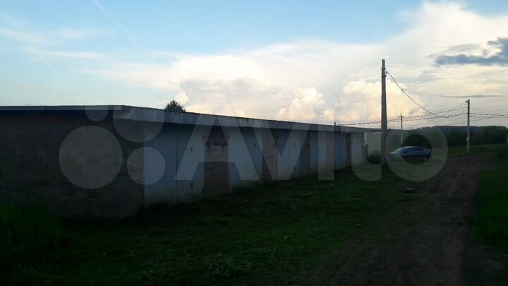 Гараж, > 30 м²