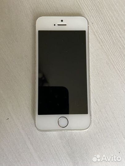 Телефон iPhone 5s