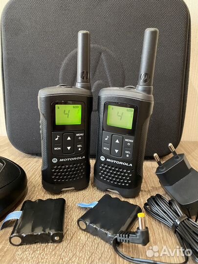 Рация, радиостанция Motorola tlkr-T61