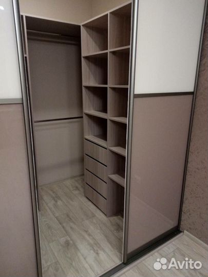 Мебель на заказ, шкафы, кухни