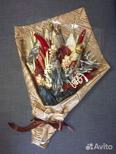 Подарок мужчине, букет с колбасой