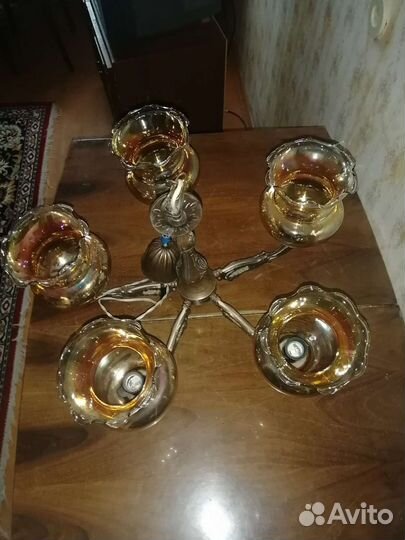 Комплект. Люстра, бра, ваза, лебеди