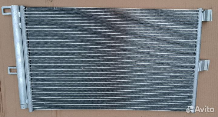 Кассета радиаторов Tesla M3