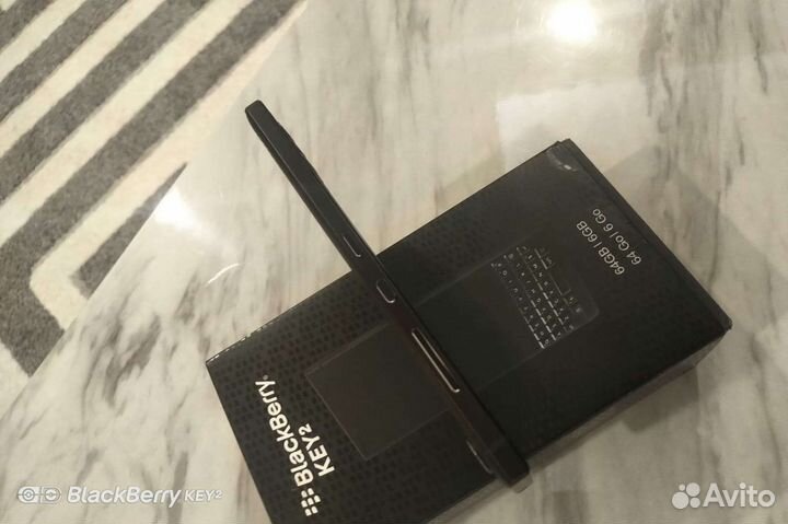 BlackBerry KEY2 Single sim, 6/64 ГБ