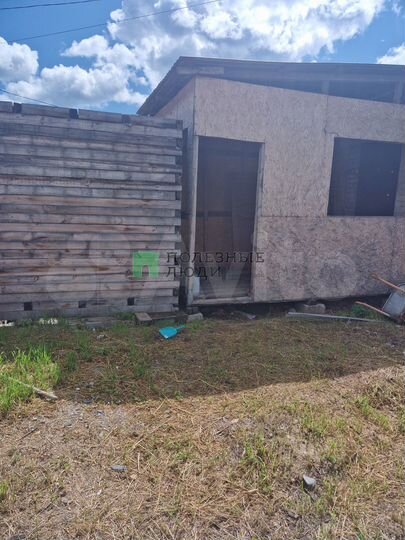 Дом 44 м² на участке 5 сот.