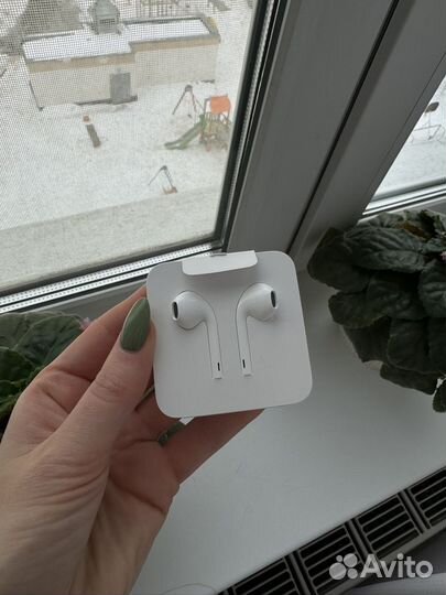 Наушники earpods
