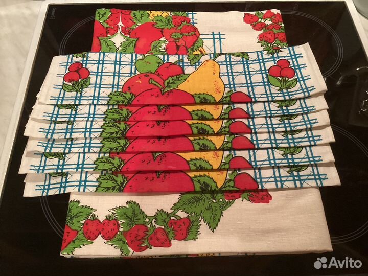 Скатерть льняная с салфетками. Новый набор