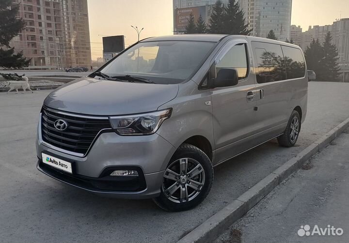 Hyundai Grand Starex 2.5 AT, 2018, 65 500 км