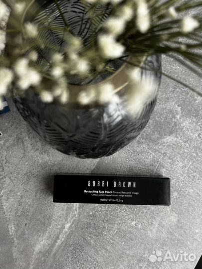 Bobbi brown карандаш - консилер