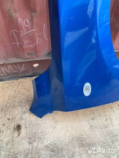 Крыло Mazda 3 BK Переднее правое хэтчбек