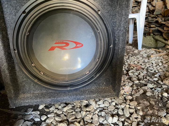 Продам сабвуфер