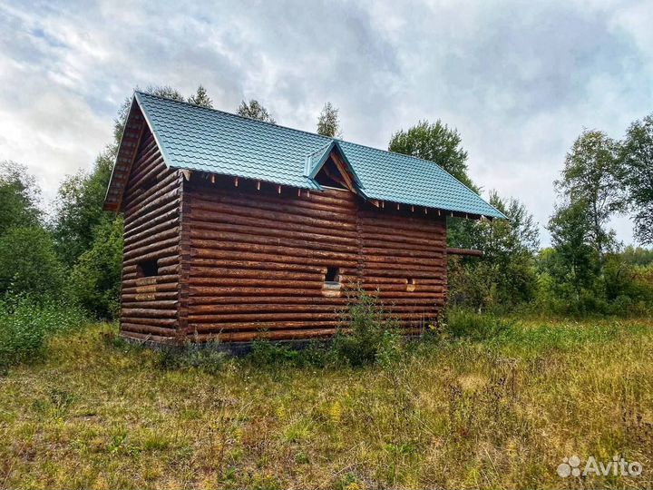 Готовый сруб дома из бревна