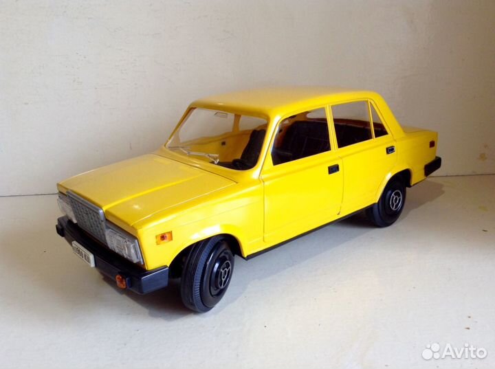 Машина ваз-2107, 1/9, СССР