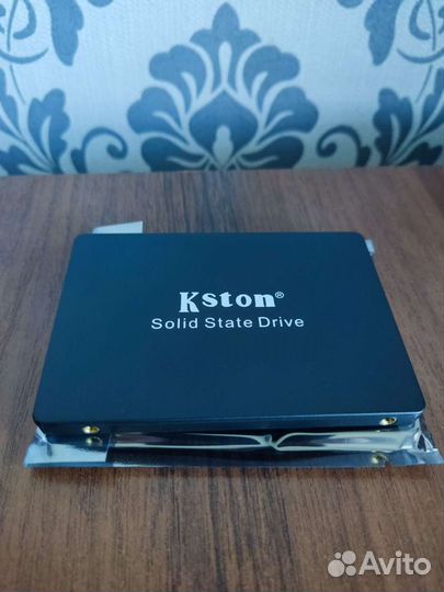 SSD 512GB+win опц. быстр 540mb/s новый запечатаный