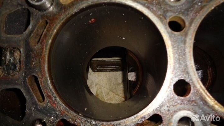 Блок двигателя Mitsubishi Galant