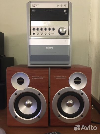 Музыкальный центр philips
