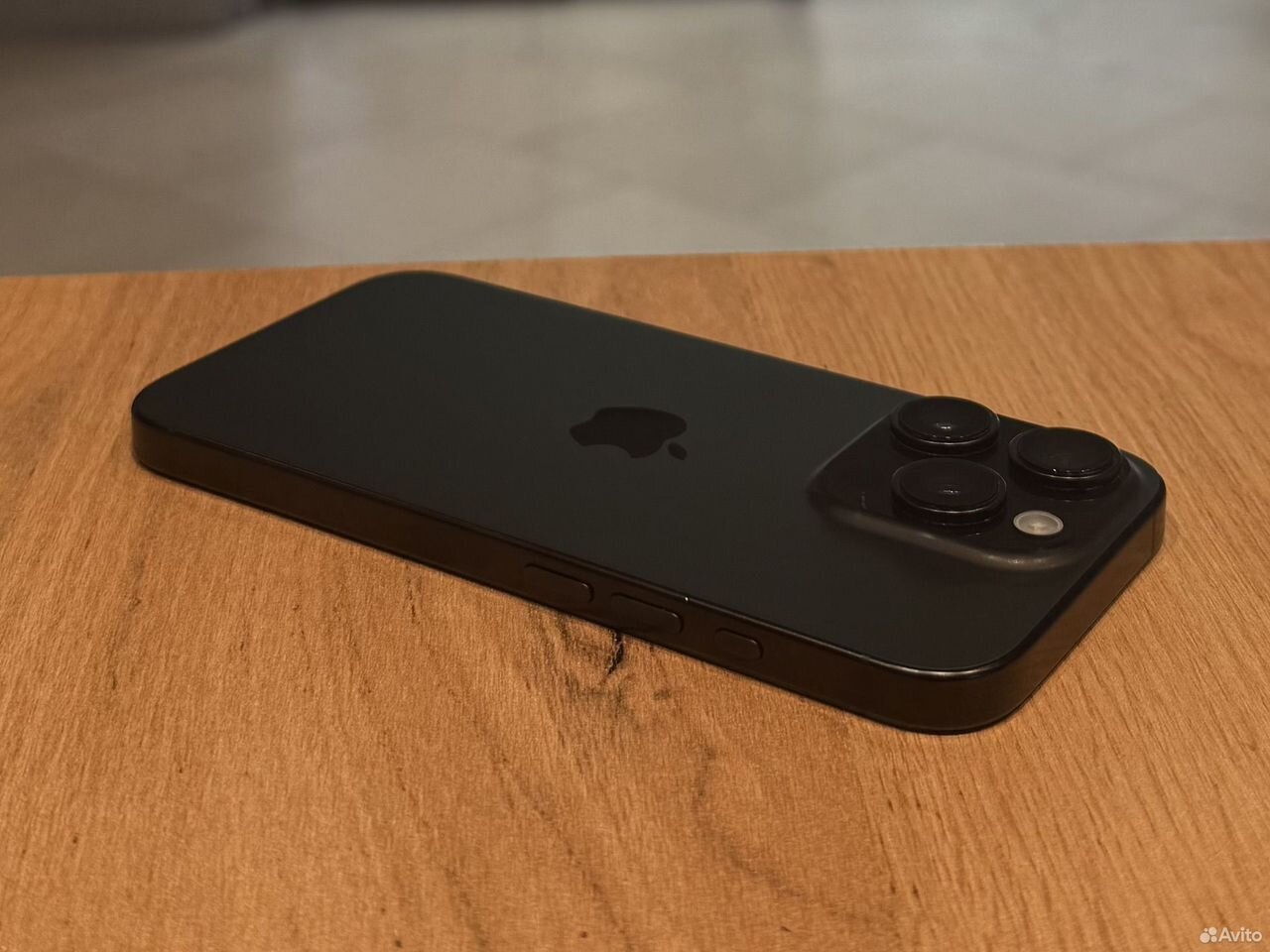 iPhone 16 Pro, 256 ГБ