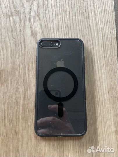 iPhone 8 Plus, 64 ГБ