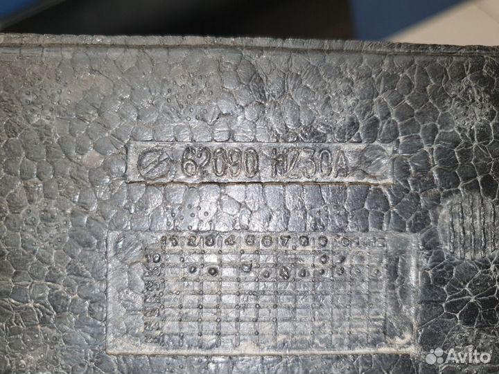 Наполнитель переднего бампера Nissan X-Trail T32 2