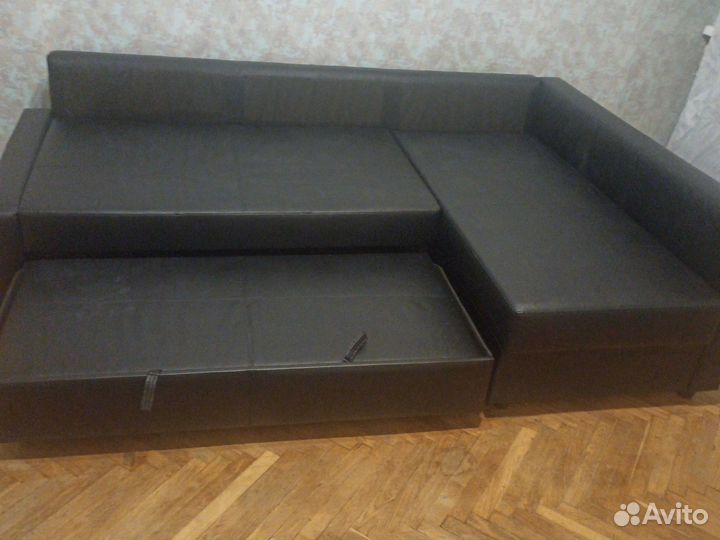 Угловой диван бу, кожзам икеа