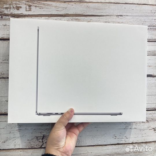 Macbook Air 15 M2 8/256GB