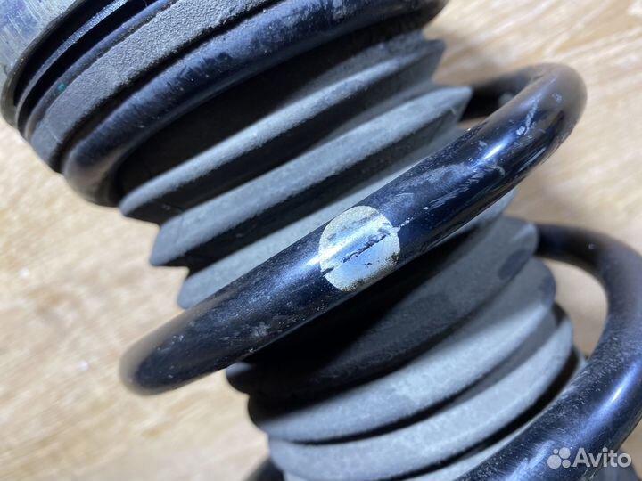 Комплект передних стоек Opel Astra H ST223