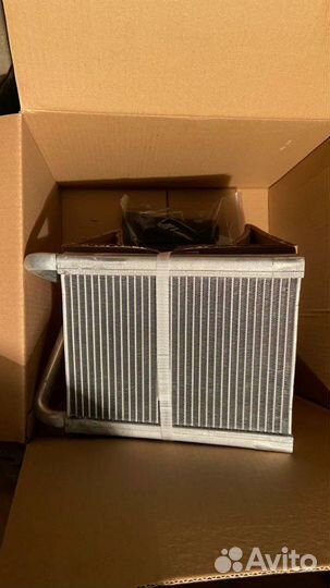 Радиатор отопителя KIA Sportage 2006-2010