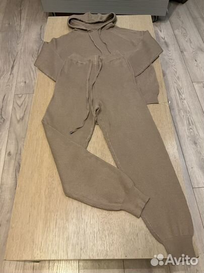 Новые Костюмы трикотажные с кашемиром