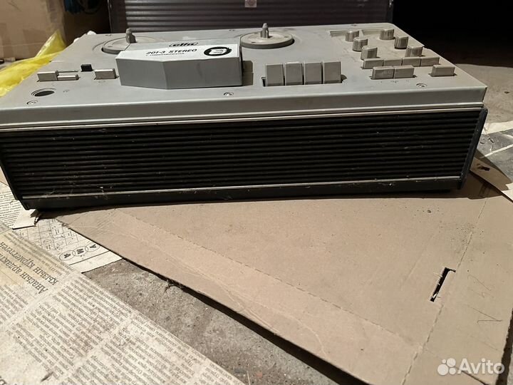 Катушечный магнитофон эльфа 201-3 стерео