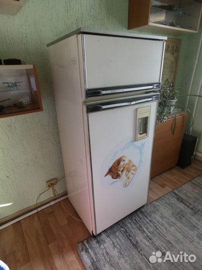 Холодильник 